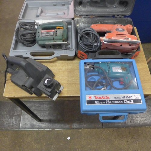 2032 - A job lot of various power tools including a Wickes 230v planer - boxed, a Plasplugs diamond wet whe... 