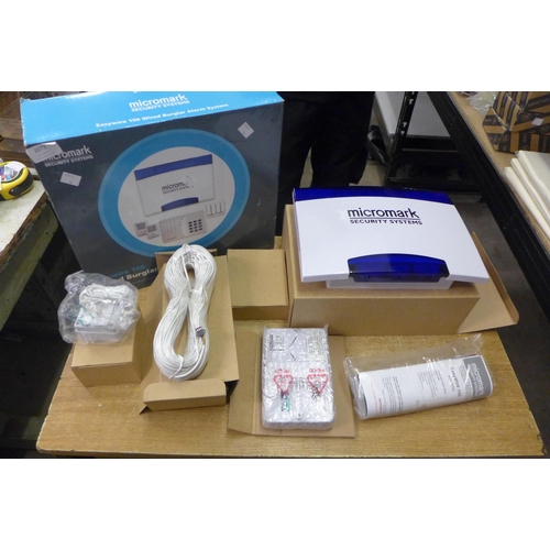 2073 - A Micromark Easywire 100 wired burglar alarm system