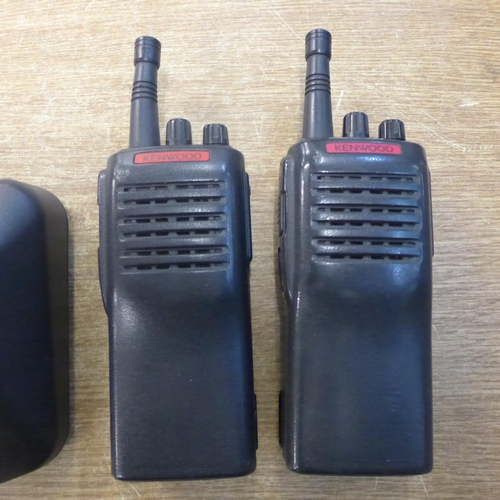 2089 - A pair of Kenwood walkie-talkies with charger