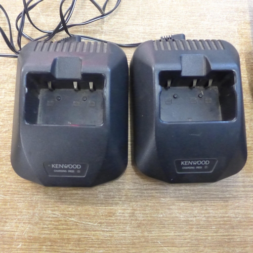 2089 - A pair of Kenwood walkie-talkies with charger