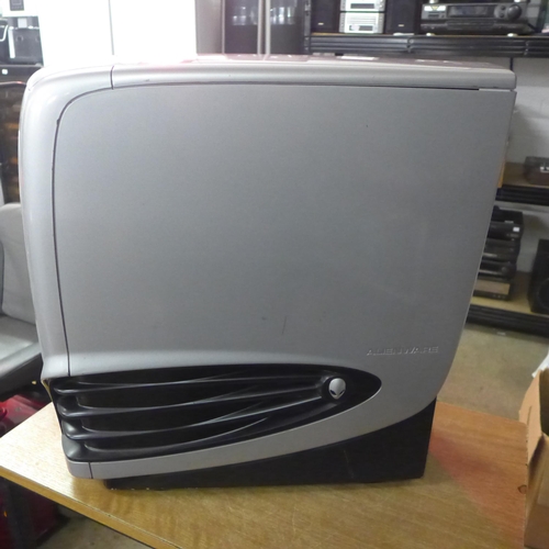 2117 - An Alienware PC case with some PC parts