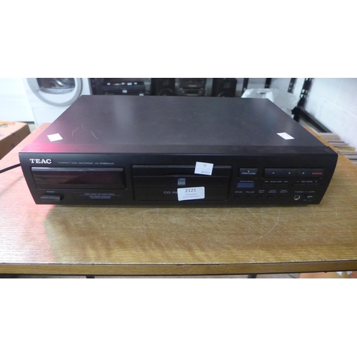 2121 - A TEAC CD player (CDRW890 MK) CD player/writer