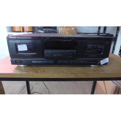 2124 - An Aiwa stereo cassette deck (AD-WX727)