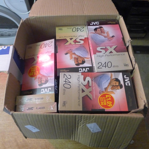 2138 - A box of blank VHS cassettes