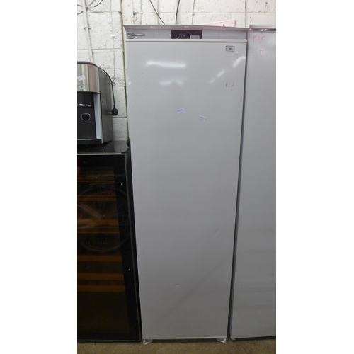 2147 - A Kenwood integrated tall fridge