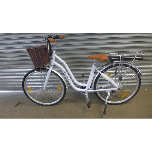 2175 - A Pure Electric women's Pure Freeway stepover electric hybrid bicycle - unused with charger and keys... 