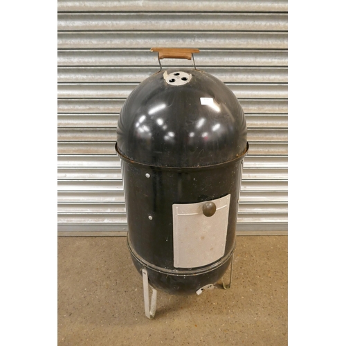 2187 - A Weber Smokey Mountain Smoker