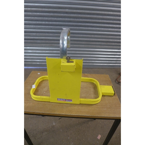 2265 - A sack trolley and wheel lock with keys