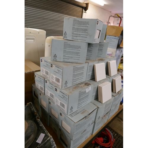 2303 - Approx. 45 boxes of Homebase ceramic tiles, each tile 10cm x 10cm