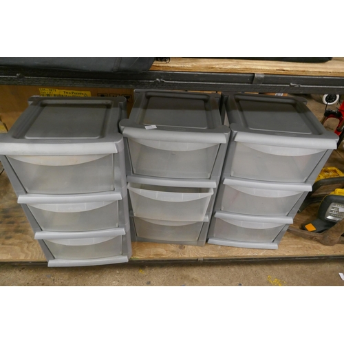 2374 - 3 Plastic 3-drawer storage containers