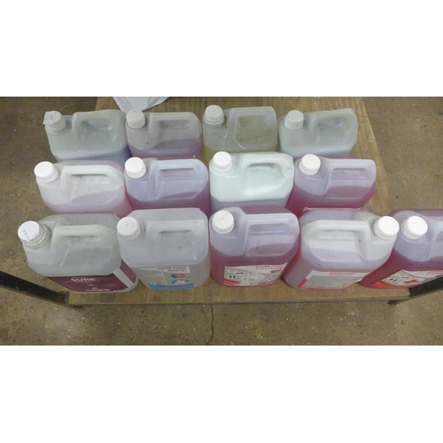 2357 - 13 5-litre bottles of assorted cleaning chemicals including Bactericidal and Virucidal cleaner, Glas... 