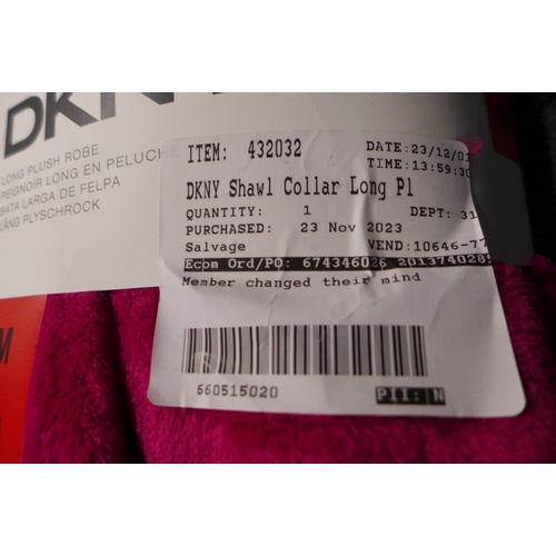 3010 - Jane and Bleecker pyjama set and DKNY long blush robe Both Size: M & Pink *This lot is subject to VA... 