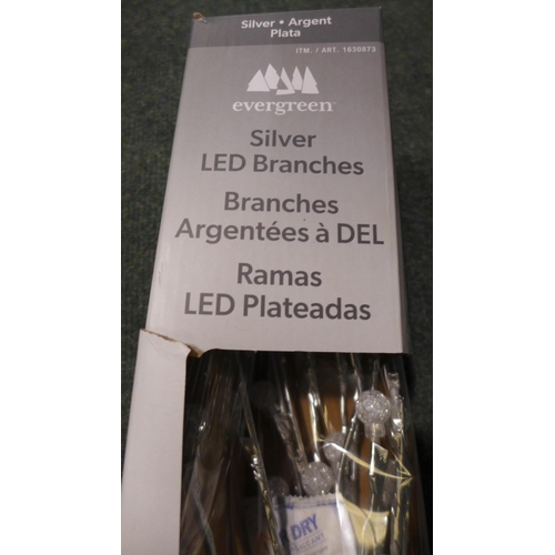 3012 - LED Bubble Branches    (313-226)   * This lot is subject to vat