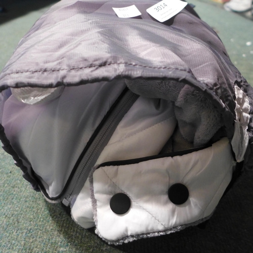 3014 - Weatherproof Pack-able Sleeping Bag    (313-223)   * This lot is subject to vat