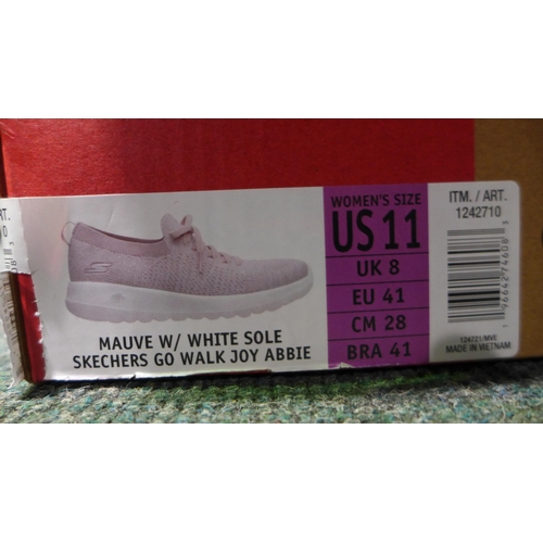 3042 - Pair of womens Mauve Skechers size UK 8. *This lot is subject to VAT