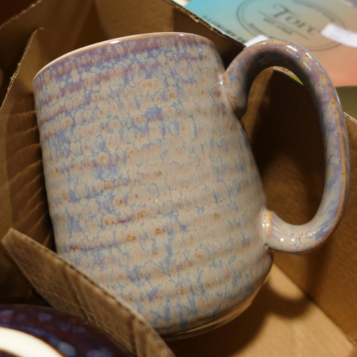 3067 - Two Candles & Reactive Glaze Mugs  (incomplete)  (313-411,413)   * This lot is subject to vat