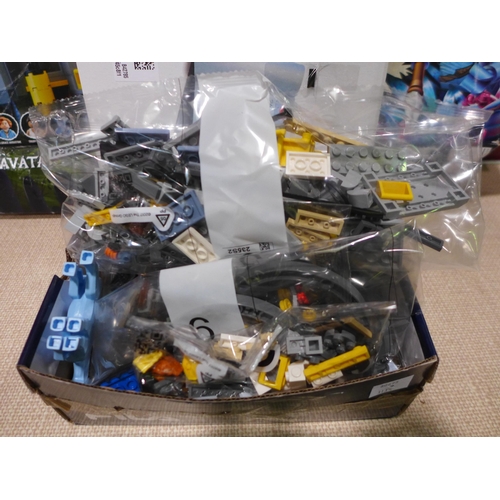 3121 - Lego Avatar Floating Mountain Site (Incomplete)  (313-498)   * This lot is subject to vat