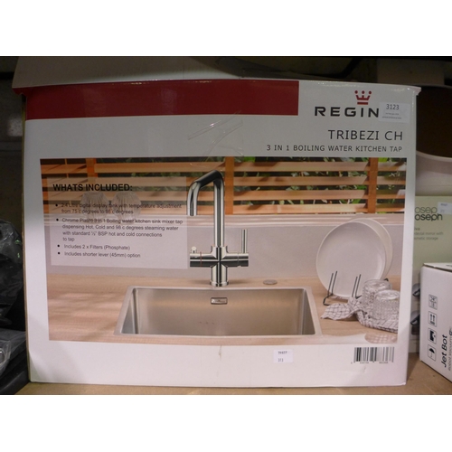 3123 - Reginox Tribezi Boiling Hot Water Tap And Tank, Original RRP £249.99 + vat      (313-75)   * This lo... 