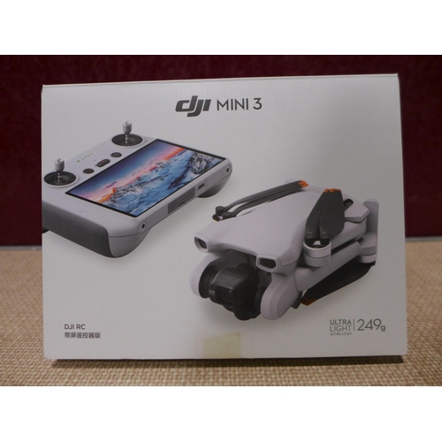 3130 - Dji Mini 3 With Remote control, box/spare propellers & Battery. Model MT3PD under 249g weight /4k HD... 