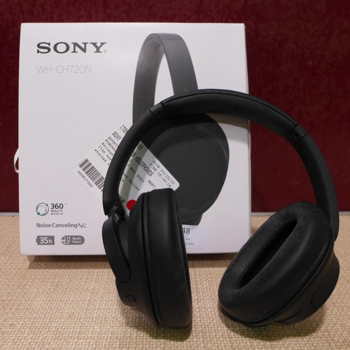 3148 - Sony Black Wireless Headphones - Model Whch720Nb   (313-412)   * This lot is subject to vat