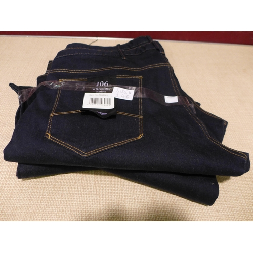 3155A - Three pairs of men's Armani jeans - mixed sizes * This lot is subject to VAT