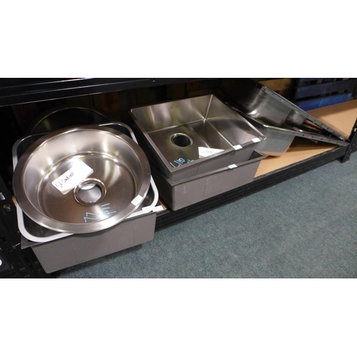 3177 - Quantity of Mixed Style Sinks (422-175,77,112,110 4194-10,91,118,15) * This lot is subject to VAT