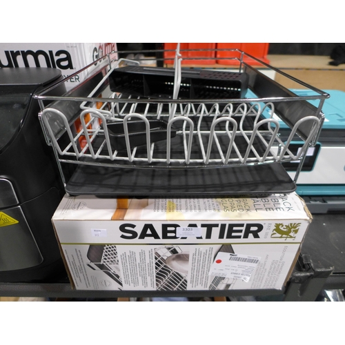 3303 - Sabatier Expandable Dishrack           (313-517)   * This lot is subject to vat