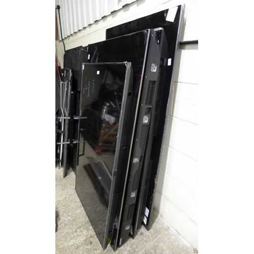 3374 - Quantity of broken televisions incl: Samsung, Hisense, Philips (312-8,9,10,11,14,15) * This lot is s... 