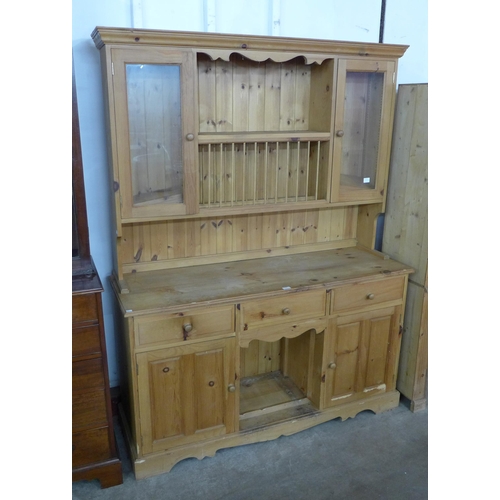 118 - A Victorian style pine dresser