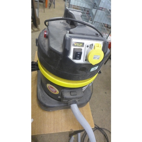 2347 - A V-Tuf 130v vacuum cleaner with outlet