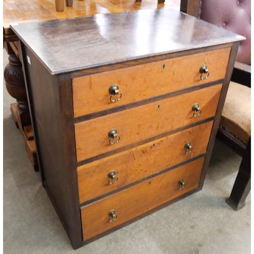 159 - An early 20th Century beech chest of drawers