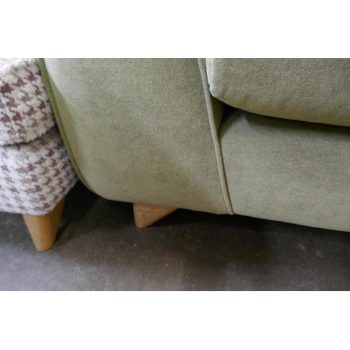 1534 - A Mini Solna catkin petite two seater sofa