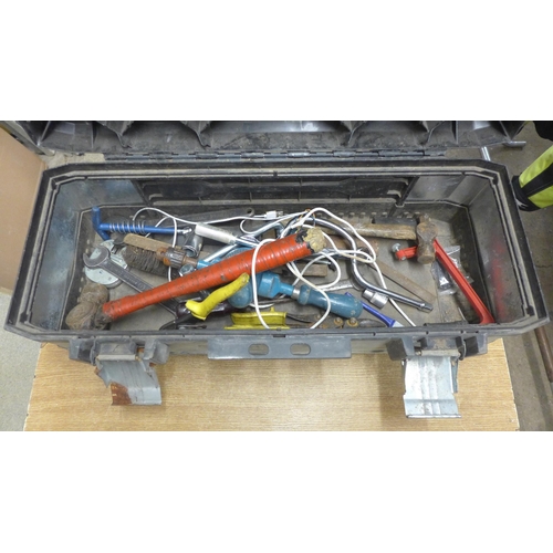 2003 - A Wickes plastic toolbox and a selection of hand tools including hammers, hand drill, snips, screwdr... 