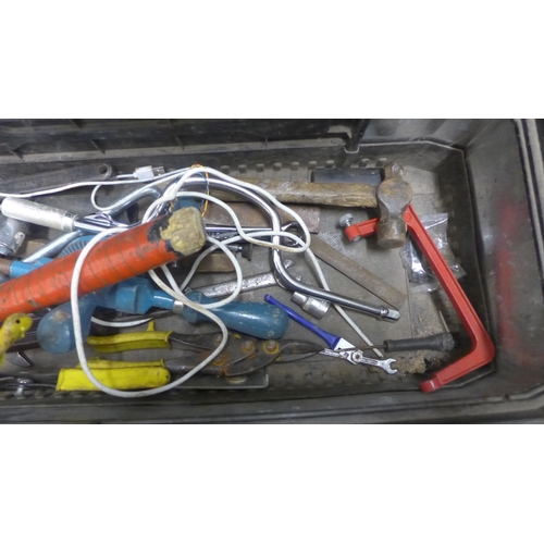 2003 - A Wickes plastic toolbox and a selection of hand tools including hammers, hand drill, snips, screwdr... 