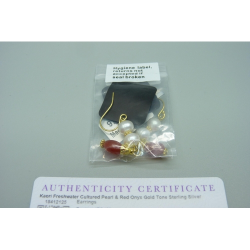 1021 - A pair of silver gilt drop earrings, cultured pearl and red onyx, with certificate