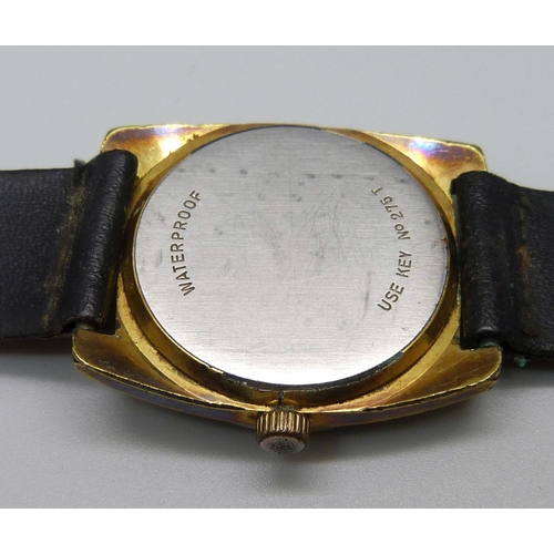 1028 - A gentleman's Tissot wristwatch