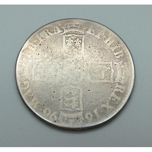 1046 - A William III 1696 crown