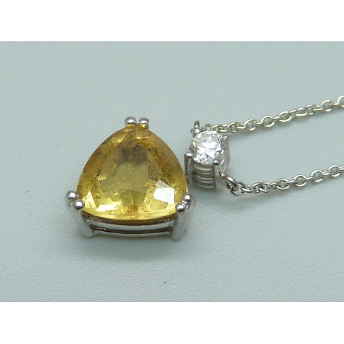 1080 - An 18ct white gold, diamond and citrine necklet, 4.4g, 40cm