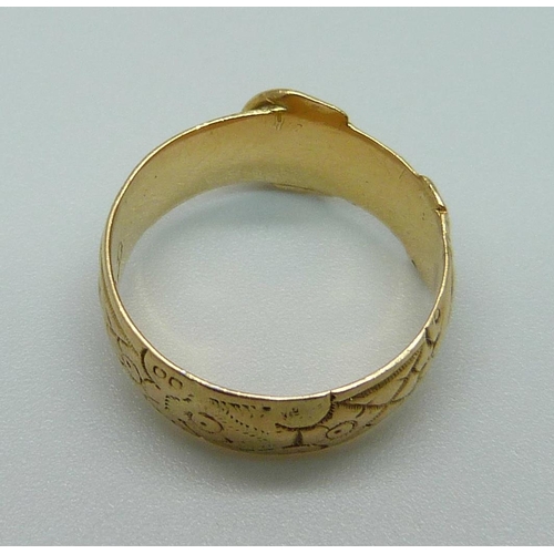 1103 - A late Victorian 18ct gold buckle ring, worn Chester mark, 4.8g, L/M