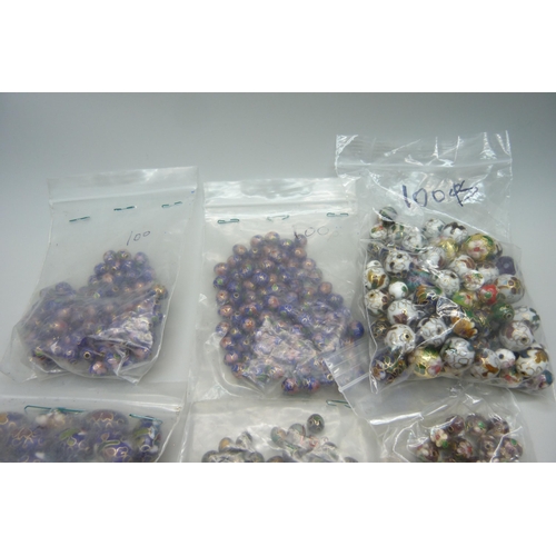 1126 - 600 cloisonne beads