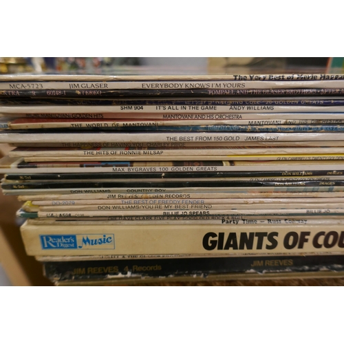 1147 - A collection of easy listening LP records (39 in total) **PLEASE NOTE THIS LOT IS NOT ELIGIBLE FOR P... 