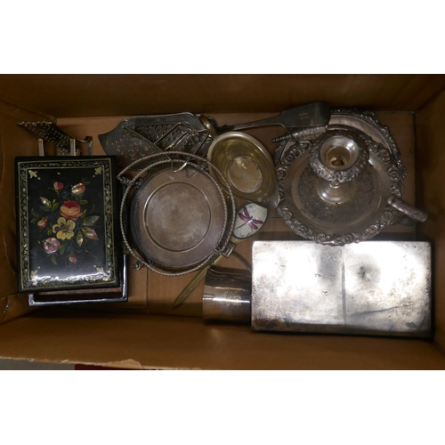 1170 - A box of plated items, etc. **PLEASE NOTE THIS LOT IS NOT ELIGIBLE FOR POSTING AND PACKING**