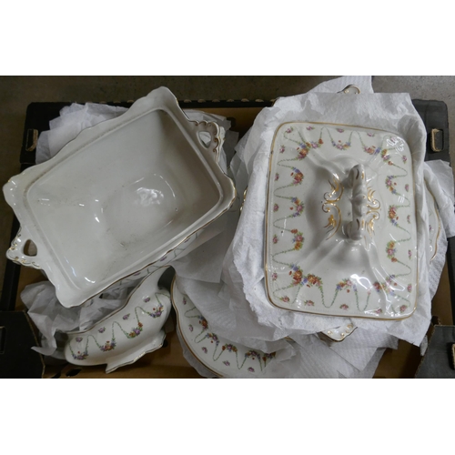 1190 - Adams & Co. dinnerwares **PLEASE NOTE THIS LOT IS NOT ELIGIBLE FOR POSTING AND PACKING**