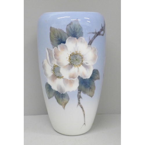 601 - A Royal Copenhagen vase, 22.5cm