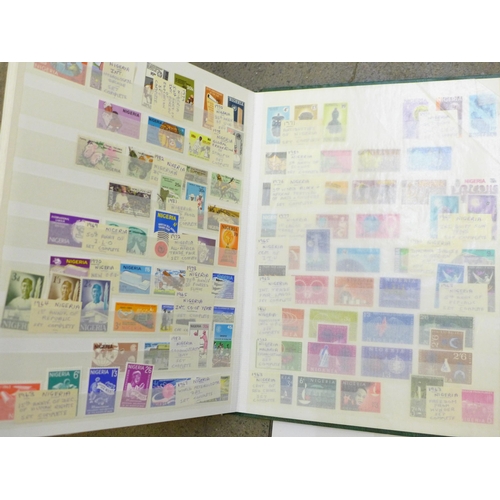 687 - Stamps; Commonwealth and World, Mauritius, Gambia, Sarawak, Jamaica, BWI, Grenada, Belize, Antigua, ... 