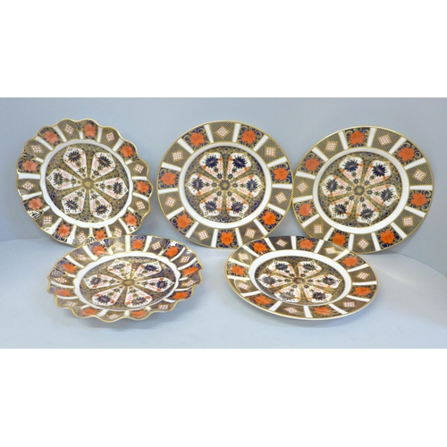 714 - Two Royal Crown Derby way edge plates and three circular plates, three second quality