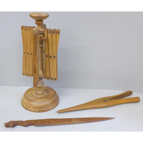 751 - A wool winder and treen