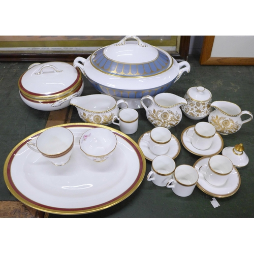 804 - A box of china, large Spode tureen, Derby Brocade and Coalport **PLEASE NOTE THIS LOT IS NOT ELIGIBL... 