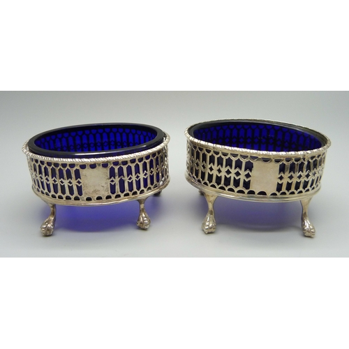 865 - A pair of salt silver cellars, London 1788, 74g