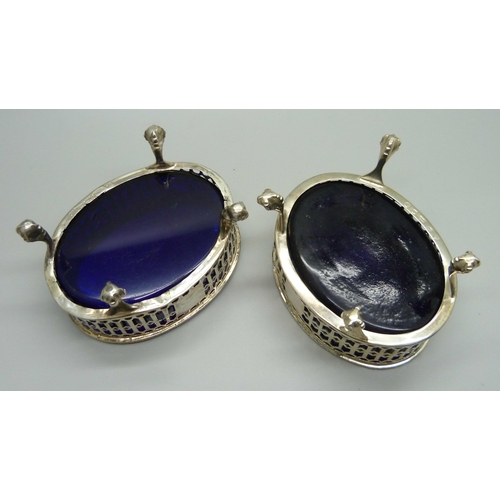 865 - A pair of salt silver cellars, London 1788, 74g